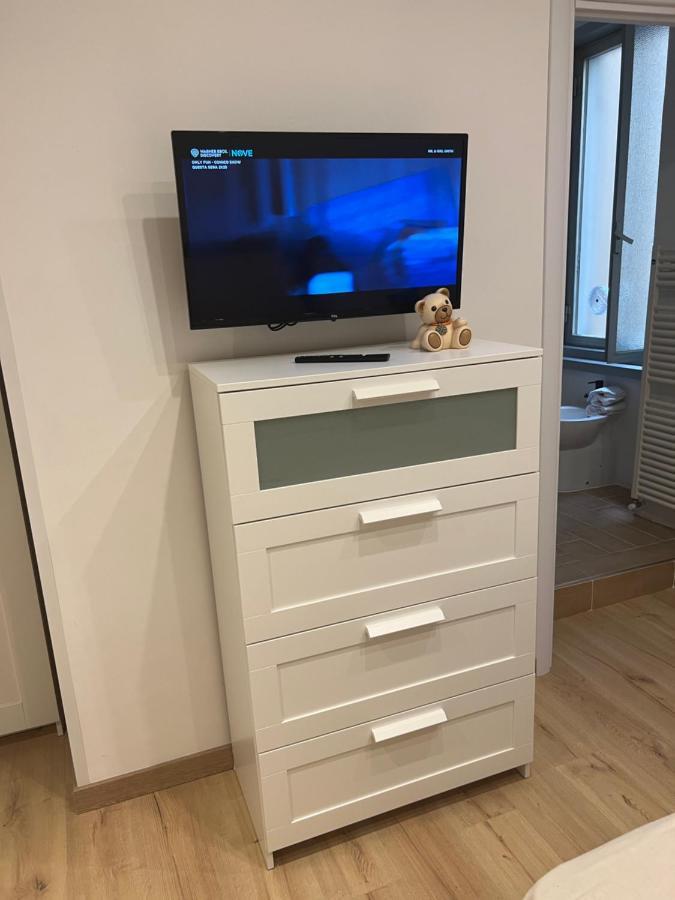 Alla Scalinata Del Teatro Rossetti Confort Suites Parcheggio 的里雅斯特 外观 照片